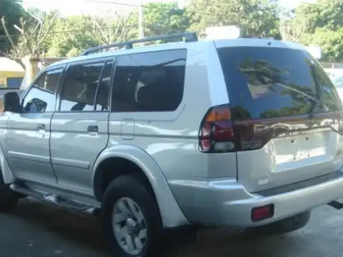 Mitsubishi Montero Sport  2002
