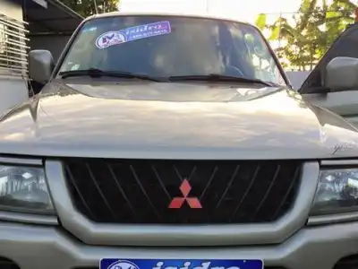 Mitsubishi Montero Sport  2002