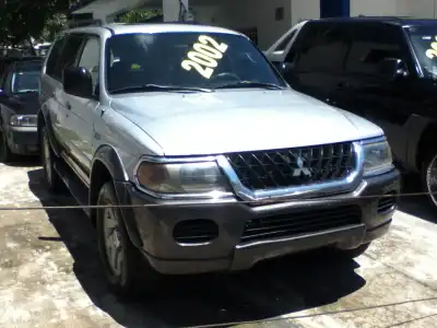 Mitsubishi Montero Sport 2002  