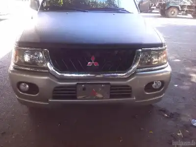 Mitsubishi Montero Sport 2002