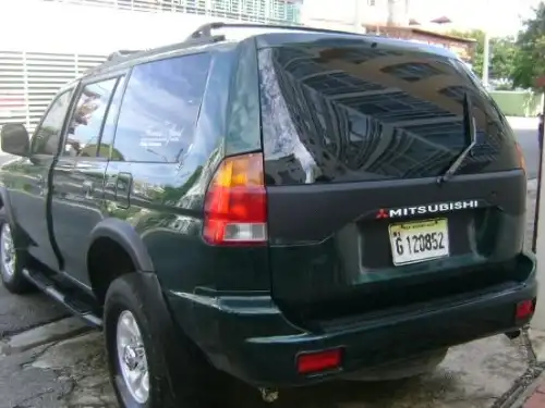 Mitsubishi Montero Sport XLS 1999