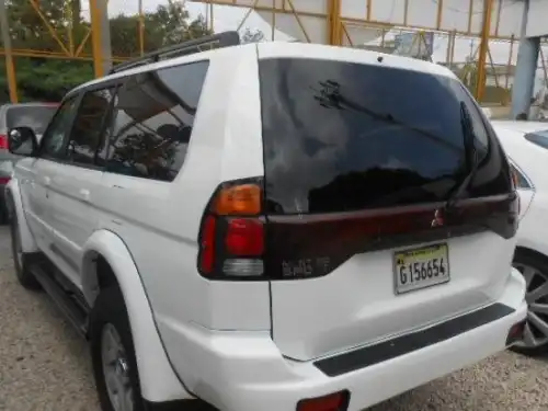 Mitsubishi Montero Sport XLS 2001