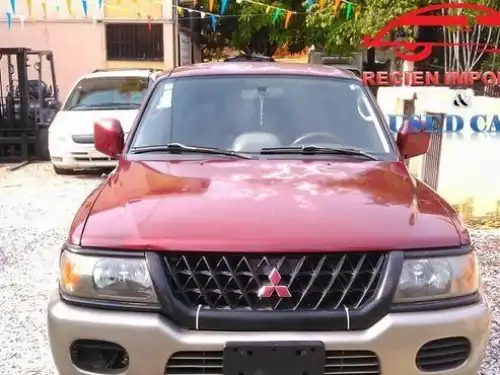 Mitsubishi Nativa  2000