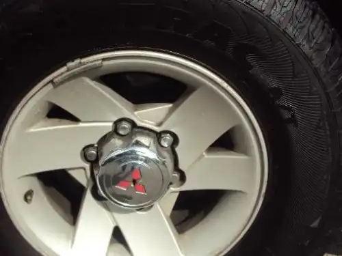 Mitsubishi Nativa  2000