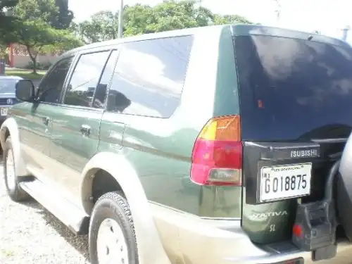 Mitsubishi Nativa Limited 1998
