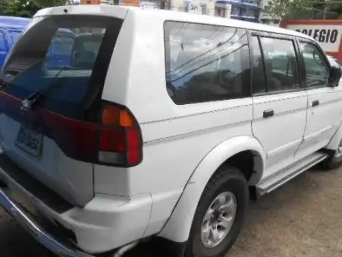 Mitsubishi Nativa2000
