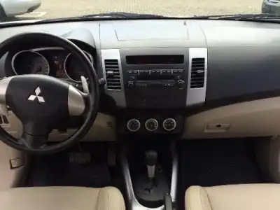 Mitsubishi Outlander  2008