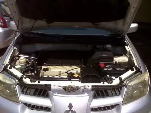 Mitsubishi Outlander Limited 2005