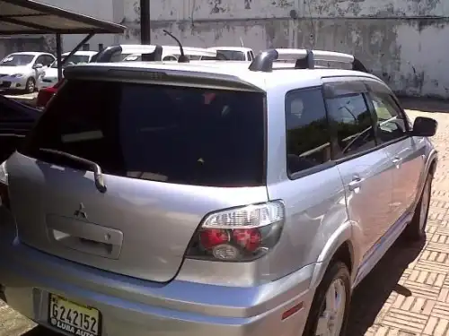 Mitsubishi Outlander Limited 2005