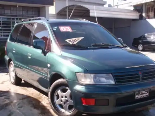 Mitsubishi Space Wagon  2003