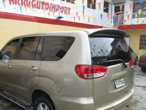 Mitsubishi Zinger  2007