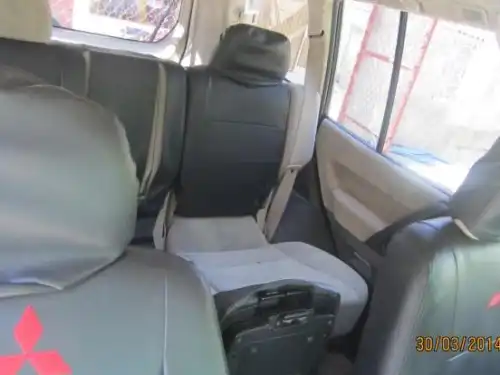 Mitsubishi montero 2001 cara de gato v6, negra 