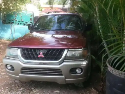 Mitsubishi montero 2002 sport 