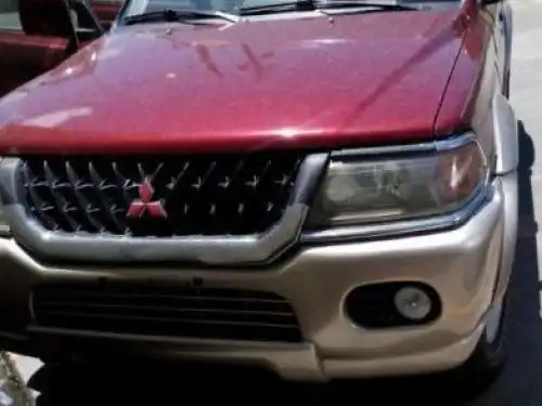 Mitsubishi nativa 2000 