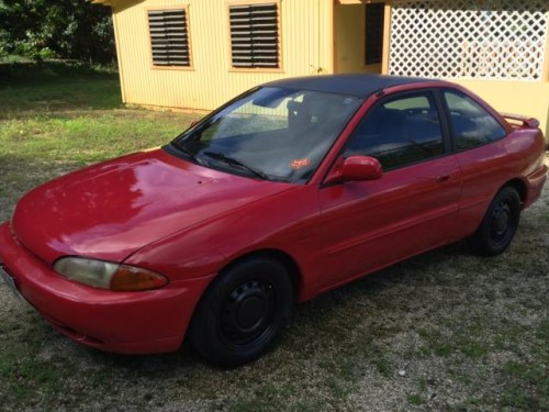 Mitsubishi 1996 color rojo standar