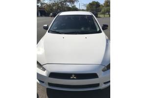 Mitsubishi Lancer 2011 poco millaje