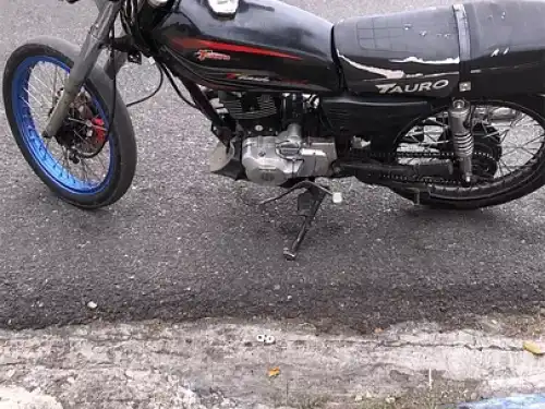 Motor cg 150 2022 negro turano