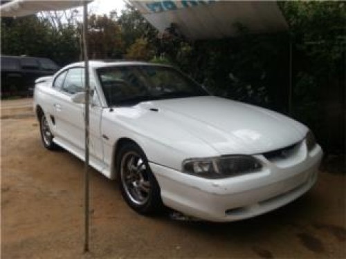 Mustang GT blanco 4.6lt 8cil sunroof std.