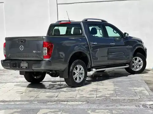 NISSAN FRONTIER 2022 XE 4X4