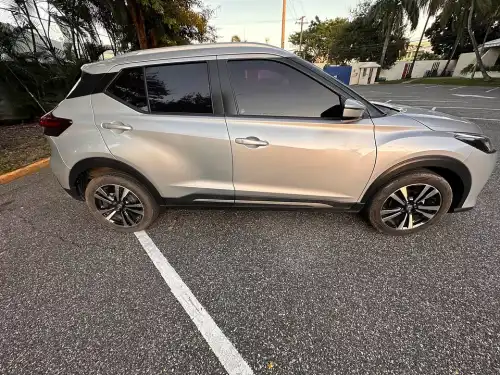 NISSAN KICKS ADVANCED 2022 $23,300 UNICO DUEÑO