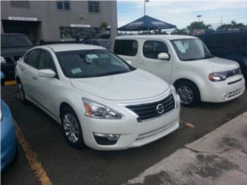 NISSAN ALTIMA SEDAN OFERTA HOY $22,995