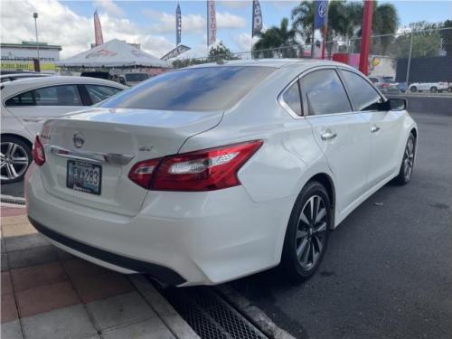 NISSAN ALTIMA SV SEDAN 2017 LLAMA AHORA MISMO