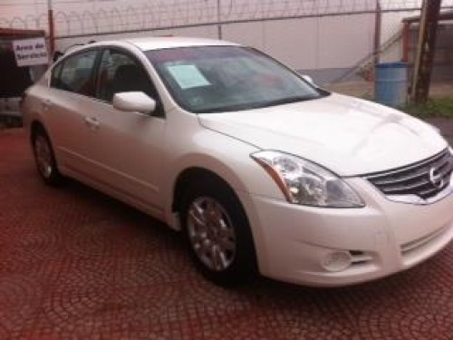 NISSAN ALTIMA12PRECIOSO