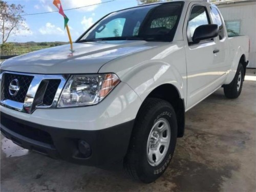 NISSAN FRONTIER 2015