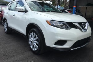 NISSAN ROGUE 2015 IMPECABLE