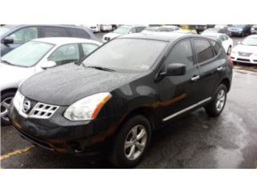 NISSAN ROGUE S 2011$15,995