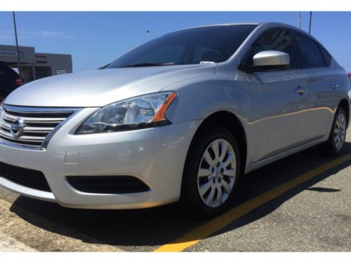 NISSAN SENTRA 2015.