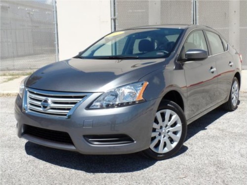 NISSAN SENTRA S 2015,SOLO 1000 MILLAS