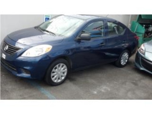 NISSAN VERSA 2012 AZUL