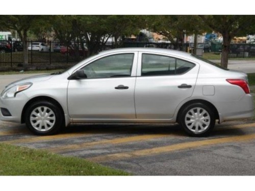 NISSAN VERSA 2015