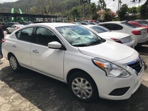 NISSAN VERSA SV -2016