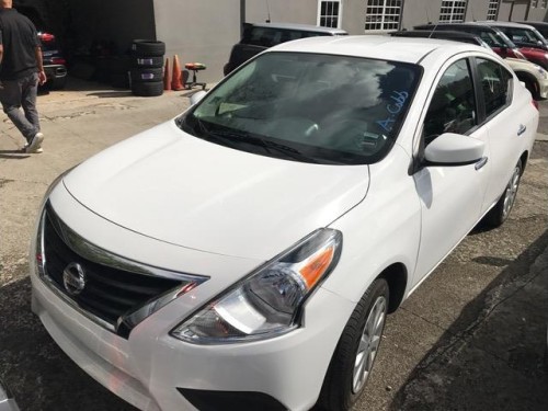 NISSAN VERSA SV -2016