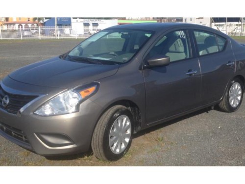 NISSAN VERSA SV 2016