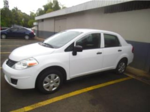 NISSAN VERSA