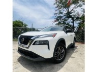 NISSANROGUE2022SOLO 7900 MILLAS