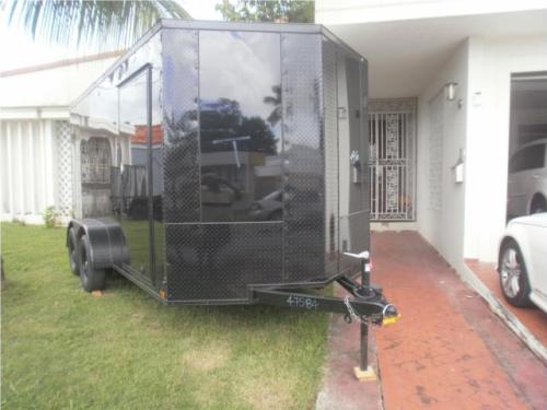 NUEVO 2025 TRAILER EN POLY-CORE $9,900.00