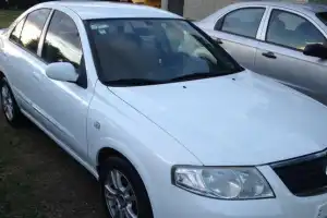Nissan Almera  2011
