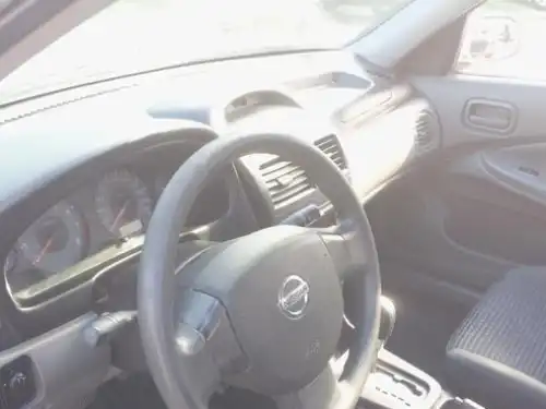 Nissan Almera  2011