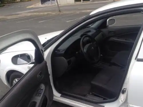 Nissan Almera2011