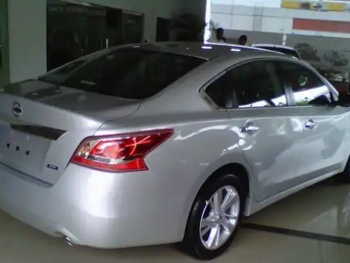 Nissan Altima  2013