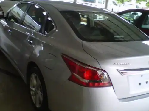 Nissan Altima  2013