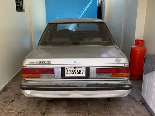 Nissan Altima 1985 