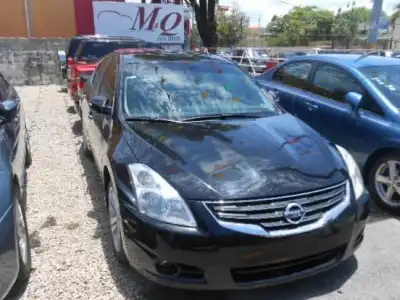 Nissan Altima2010