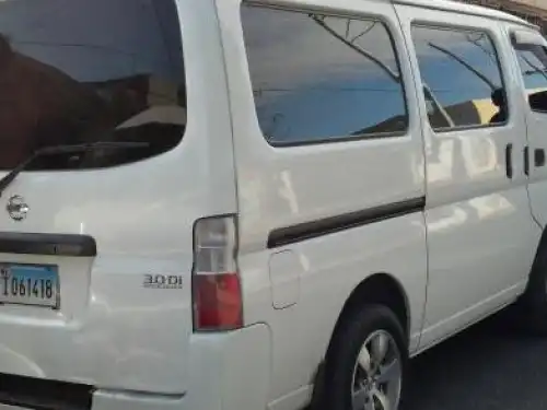 Nissan Caravan 2008 De 14 Pasajeros, Automatica