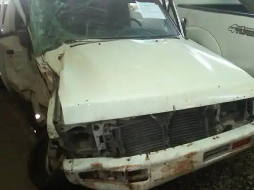 Nissan D 21  2005