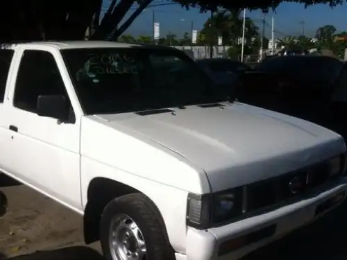 Nissan D 21  2006